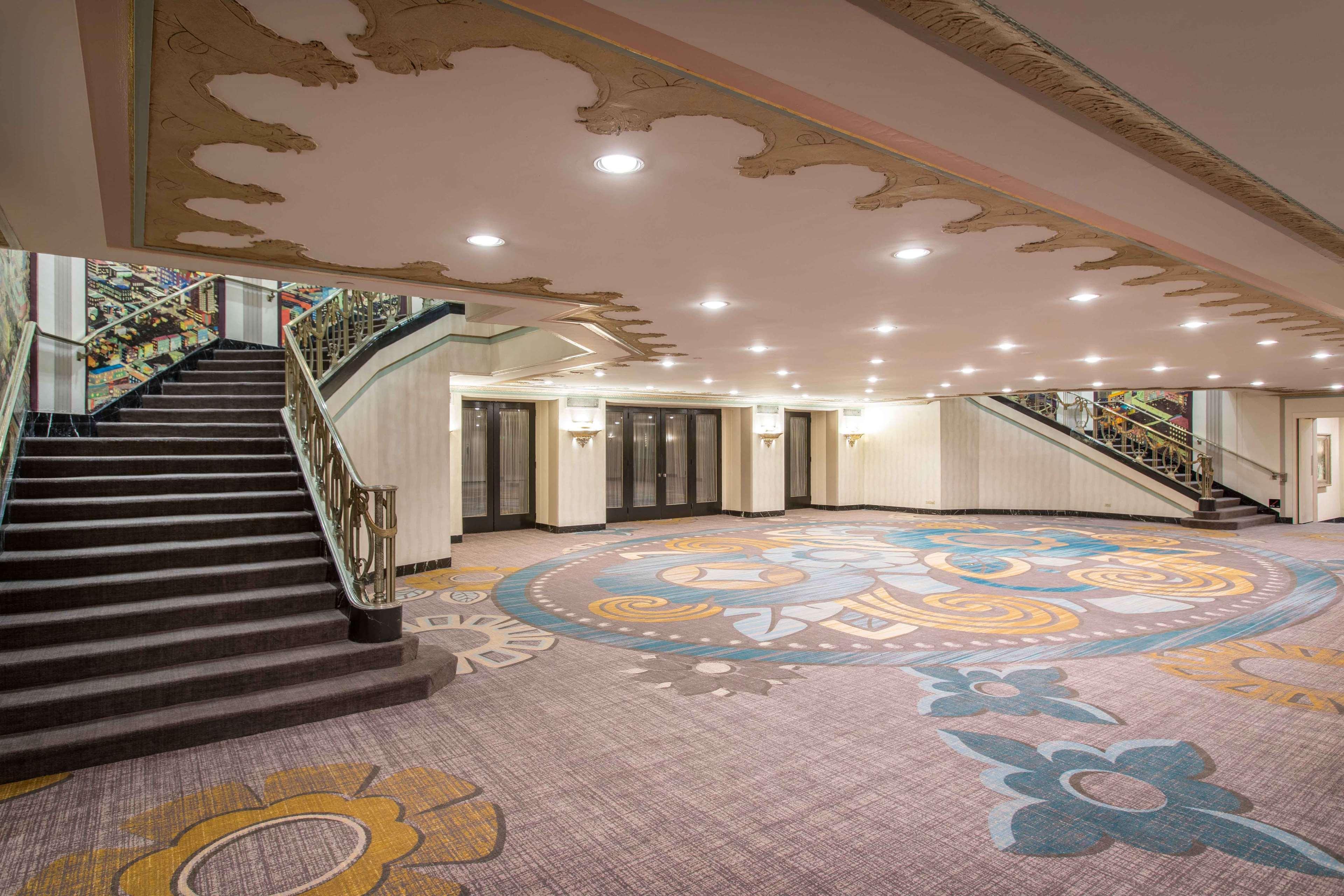 Hilton Cincinnati Netherland Plaza Dış mekan fotoğraf